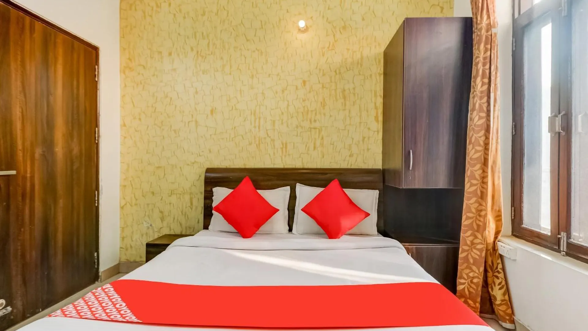 Hotel O Paradise Residency Gurgaon