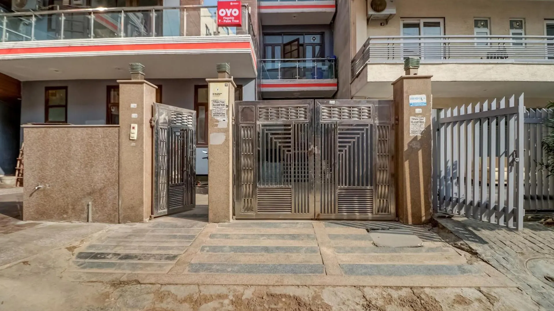 Hotel O Paradise Residency Gurgaon 3*,