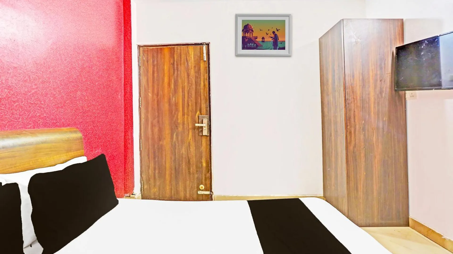 Hotel O Paradise Residency Gurgaon 3*,