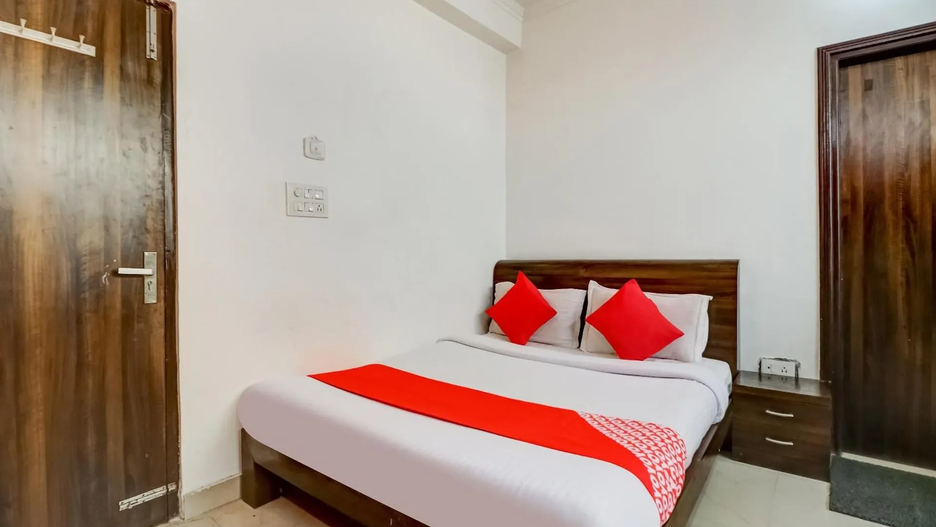 Hotel O Paradise Residency Gurgaon