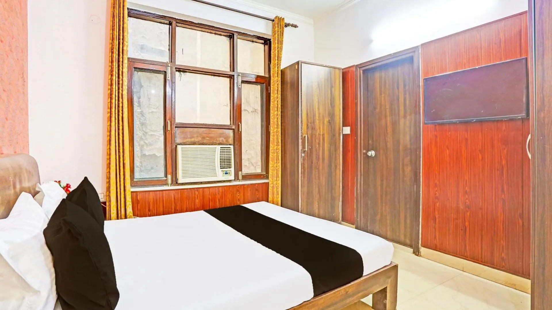 Hotel O Paradise Residency Gurgaon